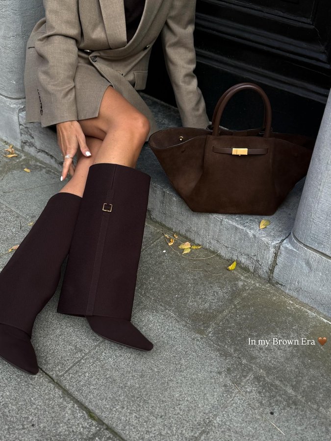 Instagram post by @joli_laur for Graceandmila. Caption reads: A glimpse into my October moodboard....