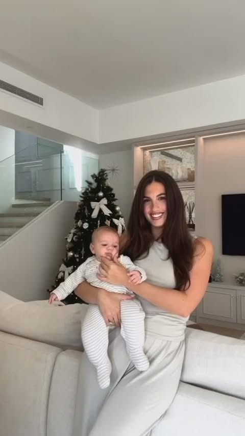 Instagram post by @sophiapesch for Visit Saudi. Caption reads: @visitsaudi #visitsaudi #saudiarabia #jomsaudi....