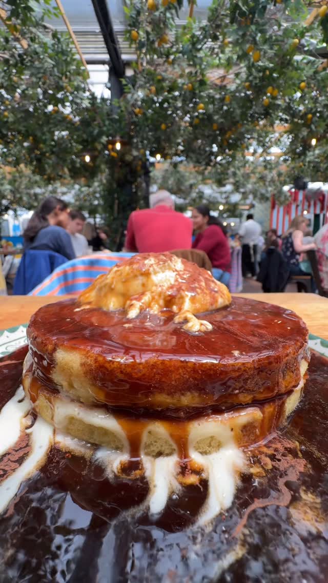 Instagram post by @mattjames919 for Eataly Italia. Caption reads: Tiramisù Pancakes 🤤🥞 . @eatalynewyorkcity and....