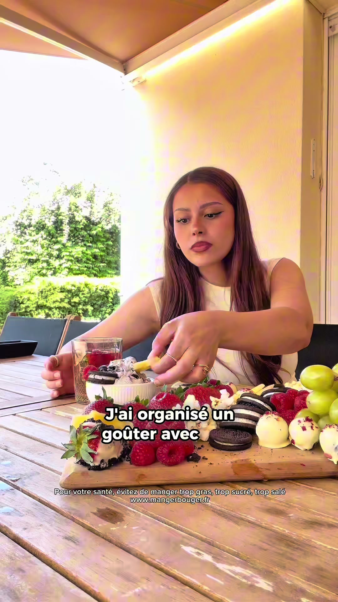 TikTok post by @mimia.cha for Oreo. Caption reads: Cet été, on se branche planche Oreo pour des....