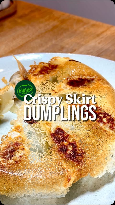Instagram post by @forkingoodscran for Bibigo. Caption reads: [...] to level up your dumplings 🥟 I used....