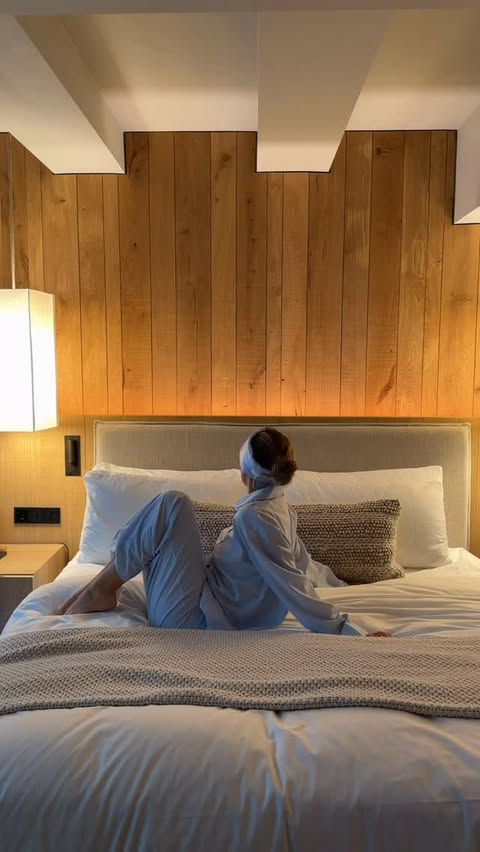 Instagram post by @sashct for Doreandrose. Caption reads: I am a hugee pj girl and this @doreandrose set is....