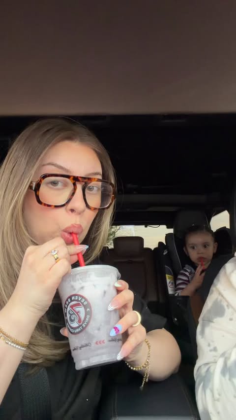 Instagram post by @noemys_glam for 7 Brew Coffee. Caption reads: Quick afternoon pick me up @7brewcoffee....
