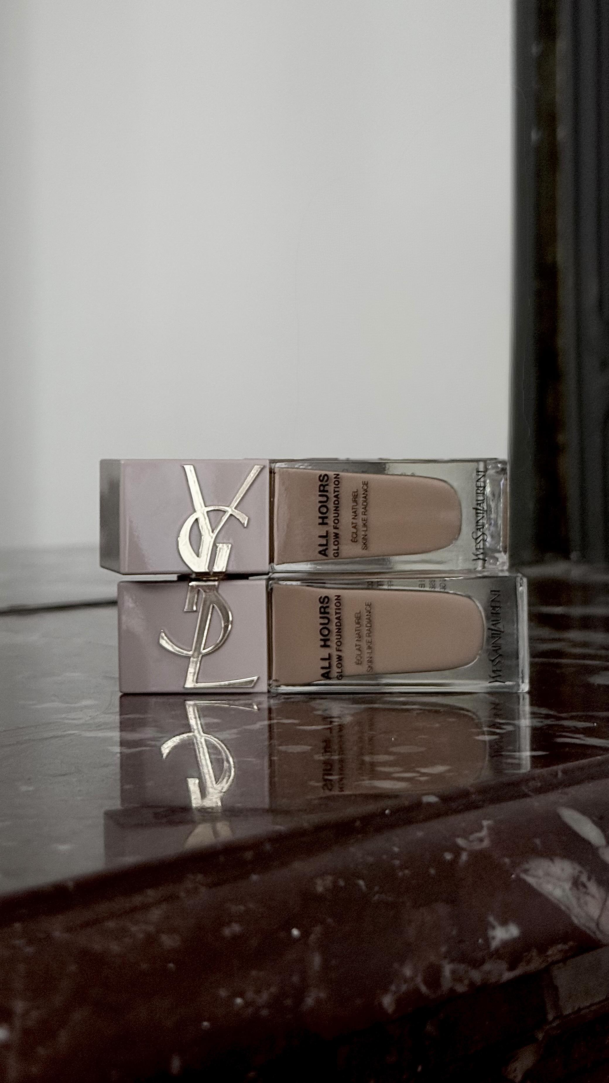 Instagram post by @disruptive_beaute for YSL Beauty. Caption reads: Le glow sans le gras signé @yslbeauty qui agrandit....