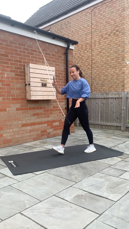 Instagram post by @anna.skips for MAAREE. Caption reads: [...] in gyros🇬🇷😋 

Trying out my new @maaree....