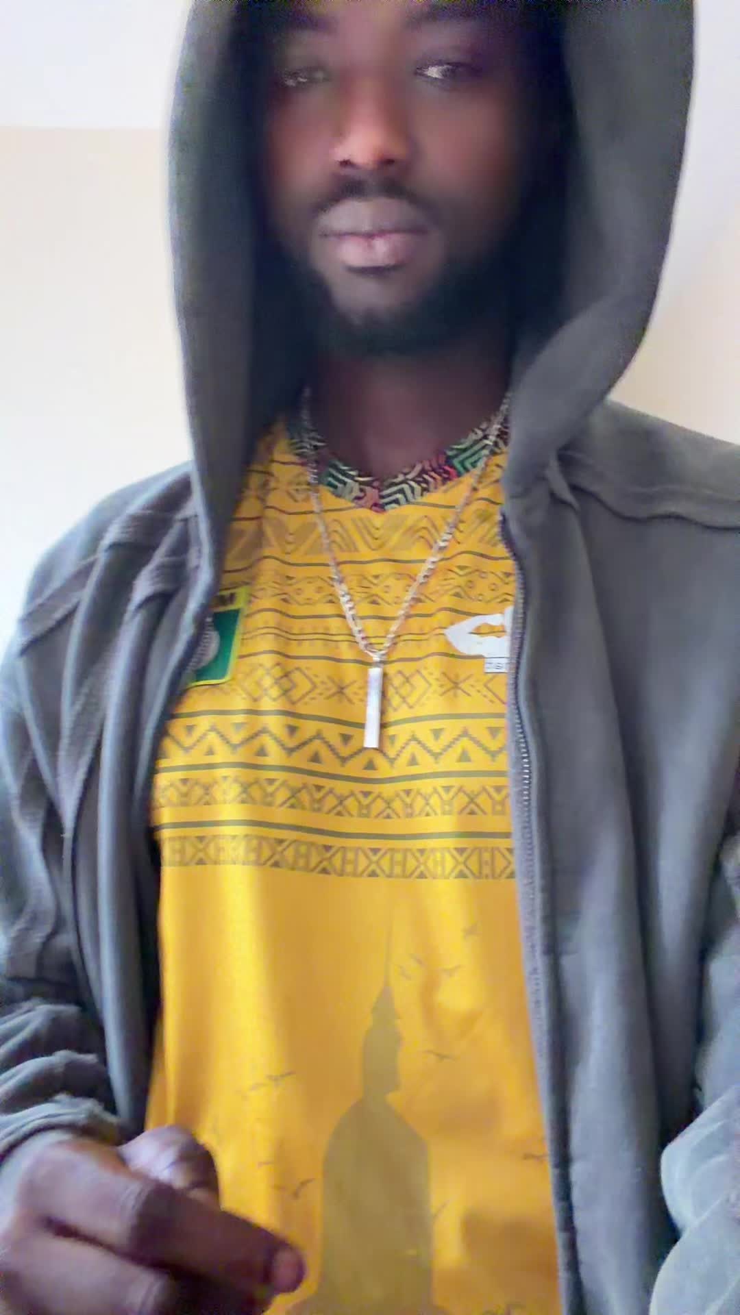 TikTok post by @mamadoulaminecissokhoo for Taptap Send. Caption reads: Very Nice 👏🏾 le projet était top Le refrain🔥....