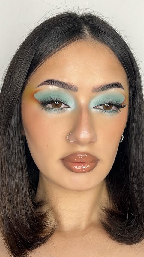Instagram post by @raghademakeup for Arooba Beauty. Caption reads: [...] inspired makeup 🍵🍍 Product used:....