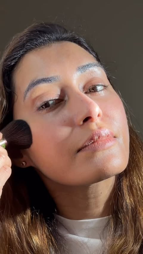 Instagram post by @marriumsshah for Pixi Beauty. Caption reads: [...] -y Blush & Highlighter Duo @pixibeauty....