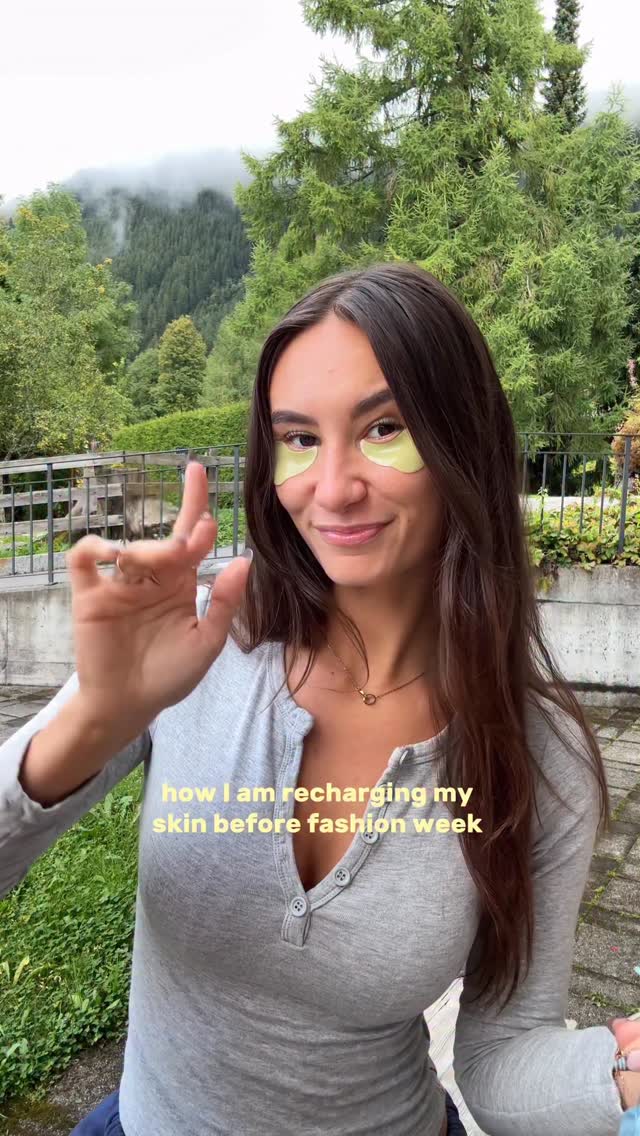 Instagram post by @cheyannecasalegno for INNBEAUTY PROJECT. Caption reads: recharging my skin with @innbeautyproject recharge....