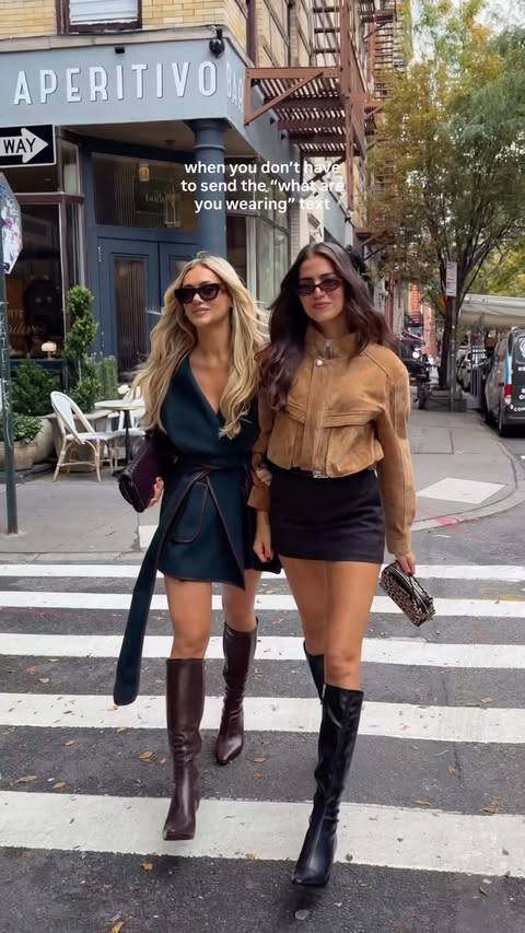 Instagram post by @rosee.lola for Steve Madden. Caption reads: Fall vibes only 🤎 #smpartner.