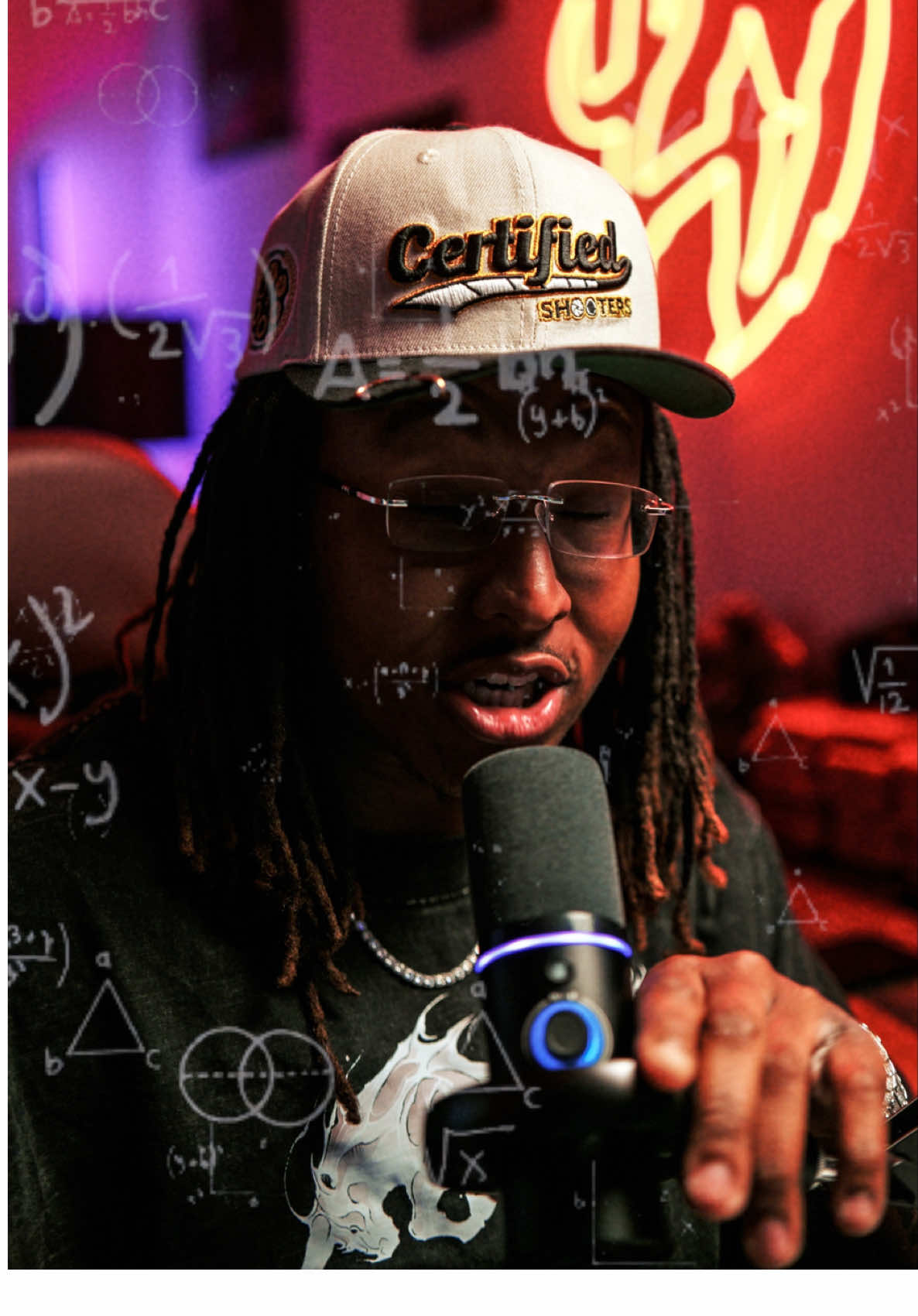 TikTok post by @stretchlifevisuals for MAONO. Caption reads: How to get rich with 5 shoots 🌚😂 #maono....