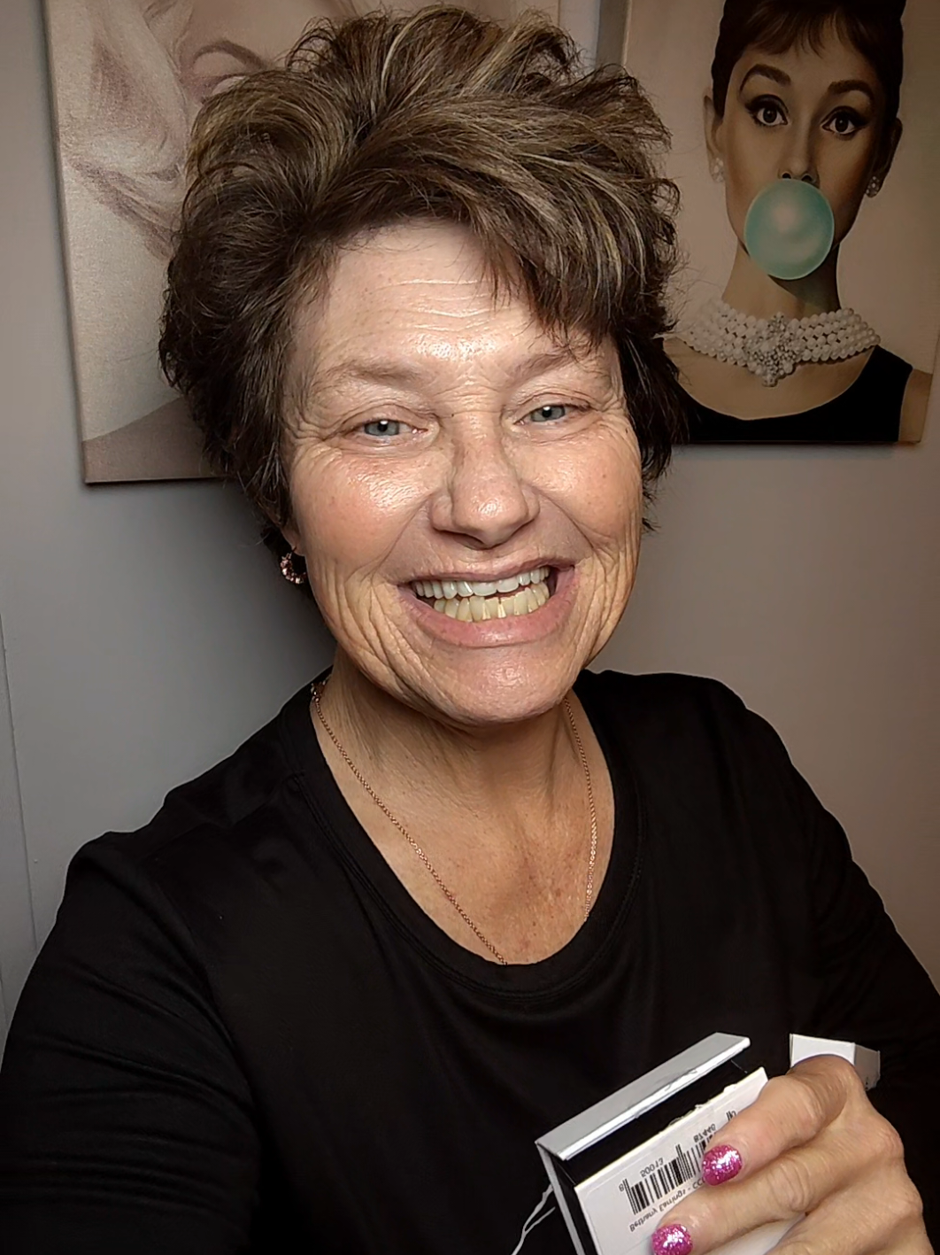 TikTok post by @vondajohns for Cate & Chloe. Caption reads: [...] #jewerly @TikTok Shop 🇺🇸 @Cate & Chloe .