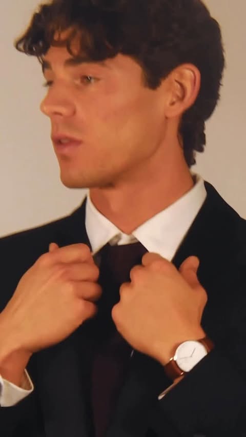 Instagram post by @gioelepatroni for Daniel Wellington. Caption reads: holiday season begins with @danielwellington 

adv.