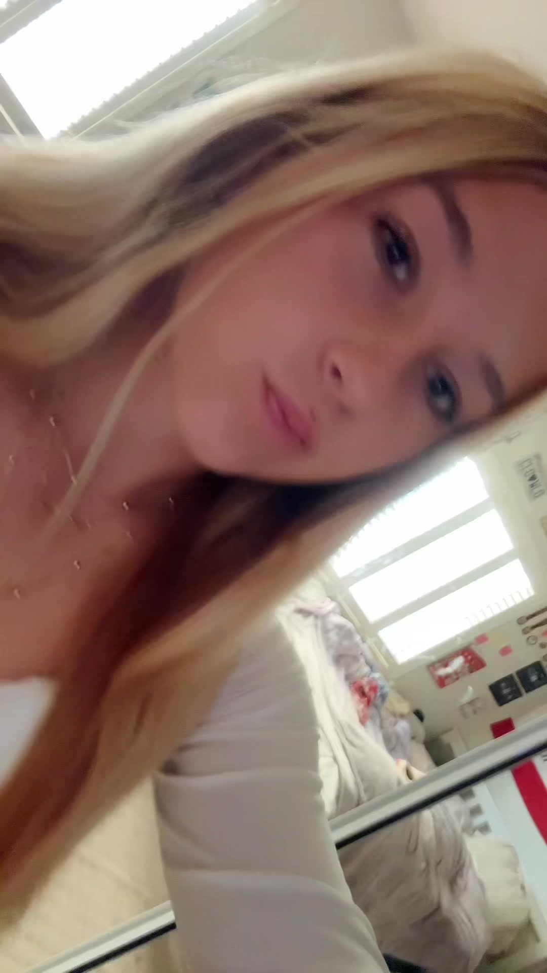 TikTok post by @rylampshire for Automet. Caption reads: @AUTOMET white longleeve !! #fyp #outfitinspo....