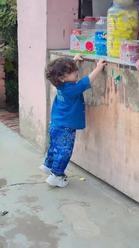 Instagram post by @veer_chaudhary2024 for Babyhug. Caption reads: Baby outfit....