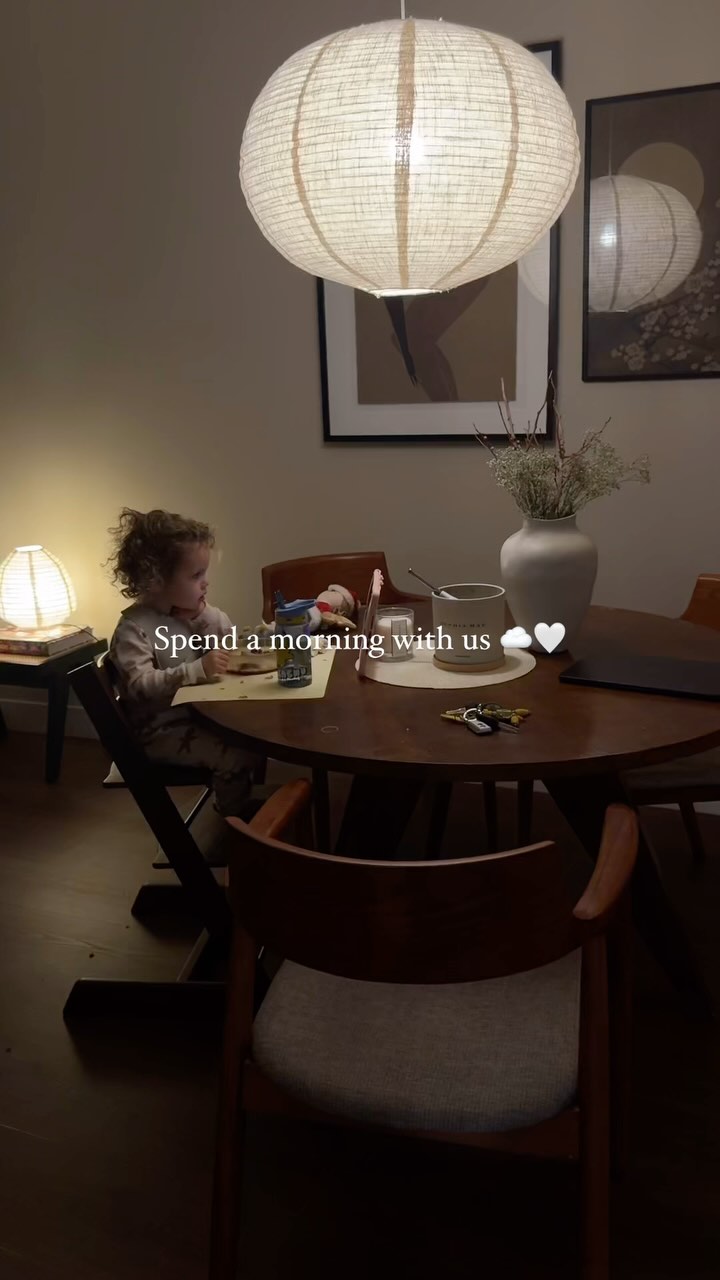Instagram post by @demideboer for Emma Sleep NL. Caption reads: Spend a morning with us ☁️ uitgerust wakker....