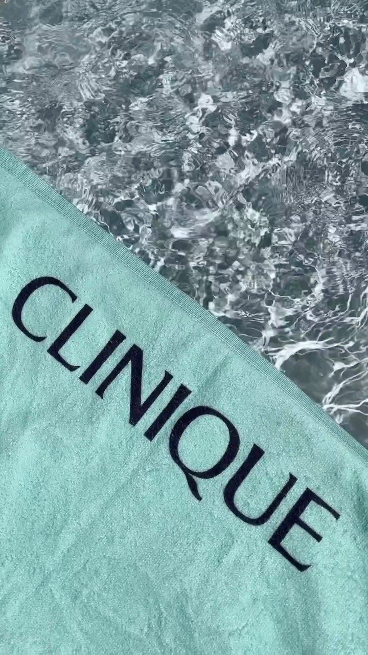 Instagram post by @vnessaguiar for College Fashionista. Caption reads: #CliniquePartner Had a blast at the @clinique x....