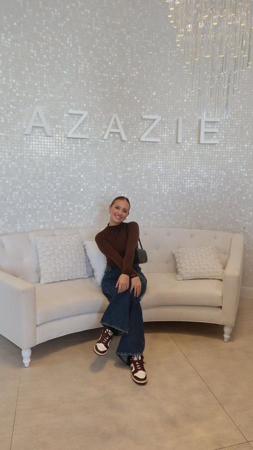 Instagram post by @daisyykent for Electric Picks. Caption reads: we said yes to the dress 🤍💍🥂

 I got an email a....