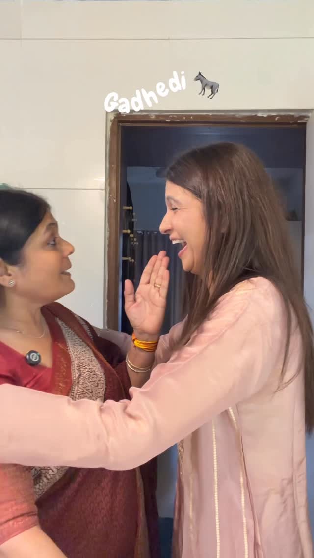 Instagram post by @kenavita for JioMart. Caption reads: Festive prep level: getting ready 👸🏻👵🏼 +....