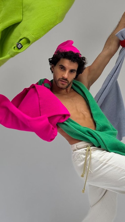 Instagram post by @andrew.gsn for La Redoute. Caption reads: Colorful and playful with the new @laredoute....
