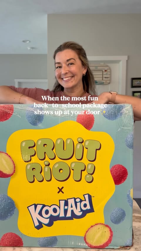 Instagram post by @courtneycelliott for Fruit Riot. Caption reads: This is so much fun! Thanks so much✨ @fruitriot....