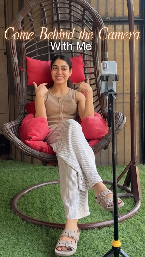 Instagram post by @skincarewithsom for AKIND. Caption reads: [...] and skin was skinninngggg, all thanks to....