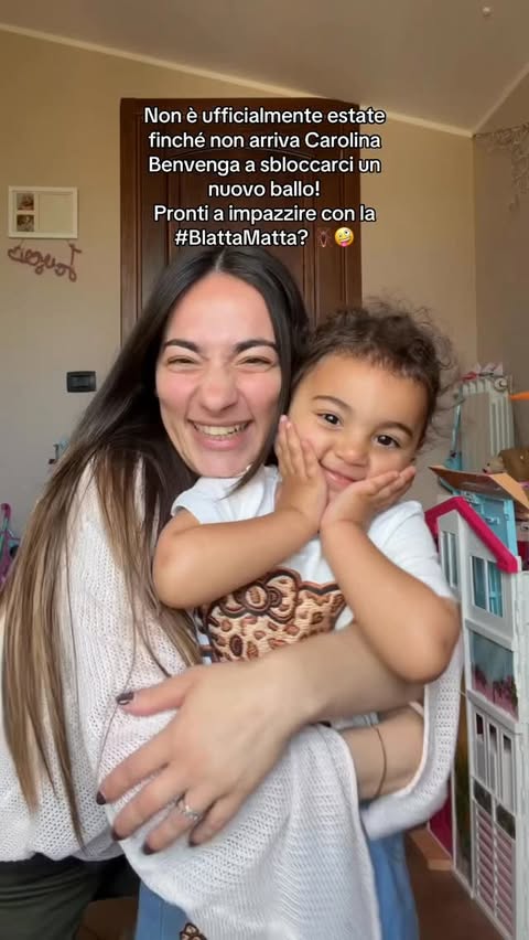 Instagram post by @estermorriale for Sony Music. Caption reads: [...] e Joyce cantano Blatta Matta 🪳🎶....