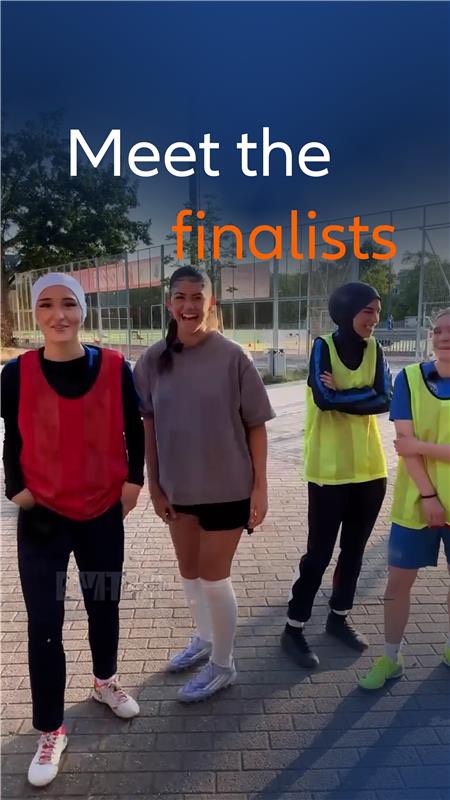 Instagram post by @prinzessinjeanniefee for Allianz. Caption reads: Heute schauen wir auf die großartige Arbeit von....