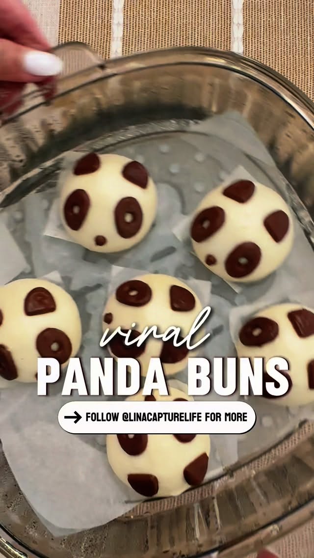 Instagram post by @linacapturelife for Costco. Caption reads: Viral @synearfoodsusa 
𝓅𝒶𝓃𝒹𝒶 𝒷𝓊𝓃𝓈🐼 at....