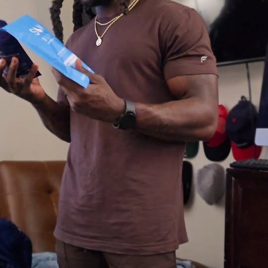 Instagram post by @thevanceb24 for Som Sleep. Caption reads: [...] So is everything else.

That’s why....