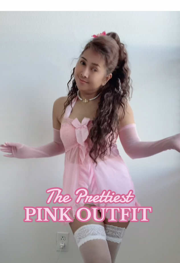 TikTok post by @happyprettychic for TikTok Shop. Caption reads: [...]                        #outfitreveal....