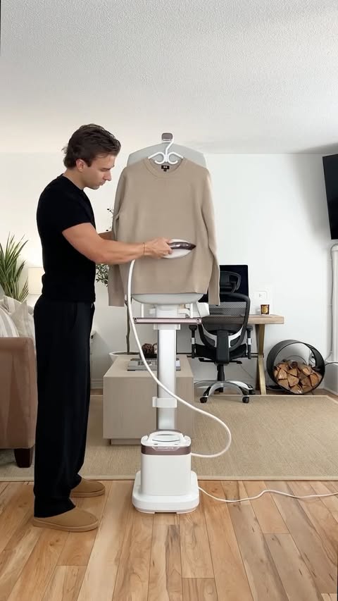 Instagram post by @macken21e for Williams Sonoma. Caption reads: [...] Iron and Steamer. 

#Sponsored....