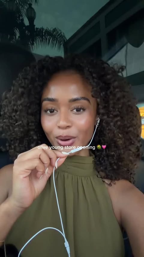 Instagram post by @heavenmarley for Lilyeve. Caption reads: [...] story is hereeeee !!!! @oliveyoung_us....