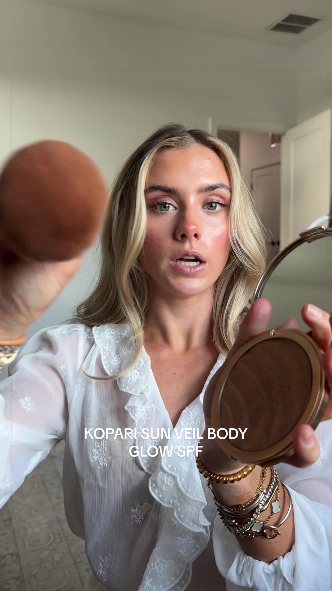 TikTok post by @sloanevosen for Kopari Beauty. Caption reads: [...] #glowysunscreen @Kopari Beauty.