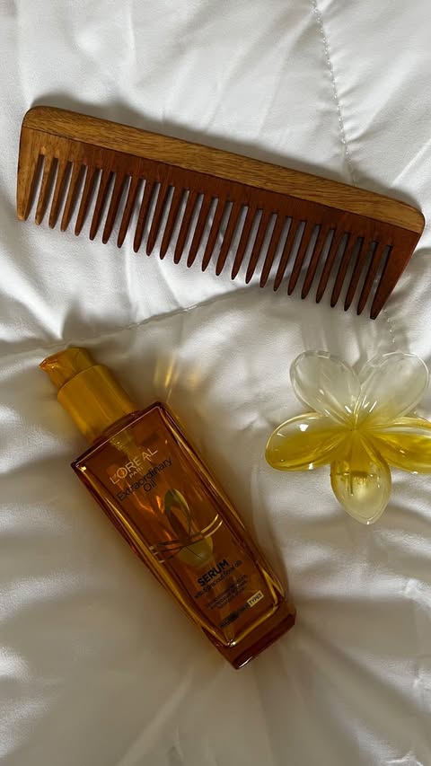 Instagram post by @anushkaaa.a3 for Nihar Naturals. Caption reads: #ad Care that fits naturally into your routine♥️....