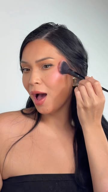 Instagram post by @glamzilla for COVERGIRL. Caption reads: [...] run before they sell out.. AGAIN!....