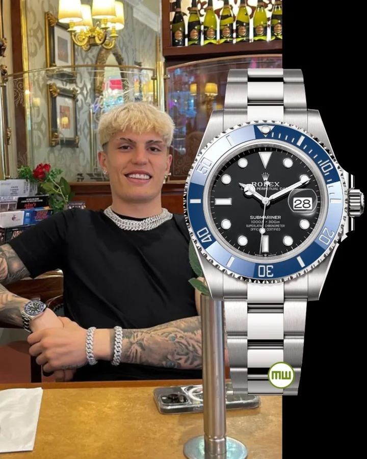 Instagram post by @watchlobby for MONDANIWEB. Caption reads: The Footballer @garnacho7 with the Rolex....