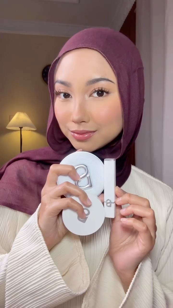 Instagram post by @veliveell for BUTTONSCARVES. Caption reads: [...] new Almighty Cushion Foundation from....