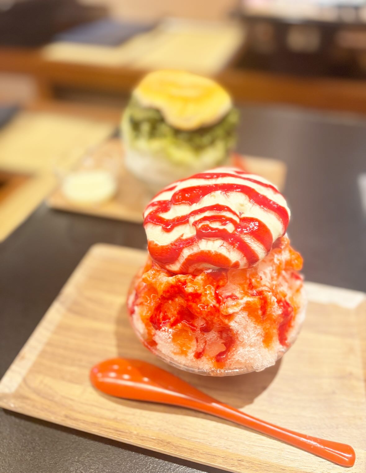 Instagram post by @sakurakohan for isuta. Caption reads: 東京 西荻窪 かき氷専門店 SUZUMU 西荻窪店

4月25日にオープンしたかき氷専門店....