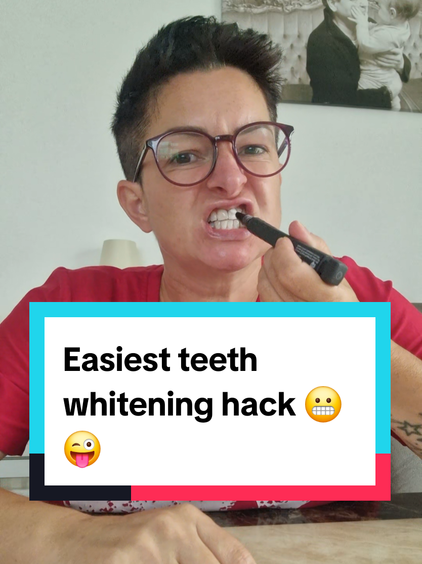 TikTok post by @izadziuba2 for Burst Oral Care. Caption reads: [...] #SmileGlowUp #FreshSmile @BURST Oral Care....