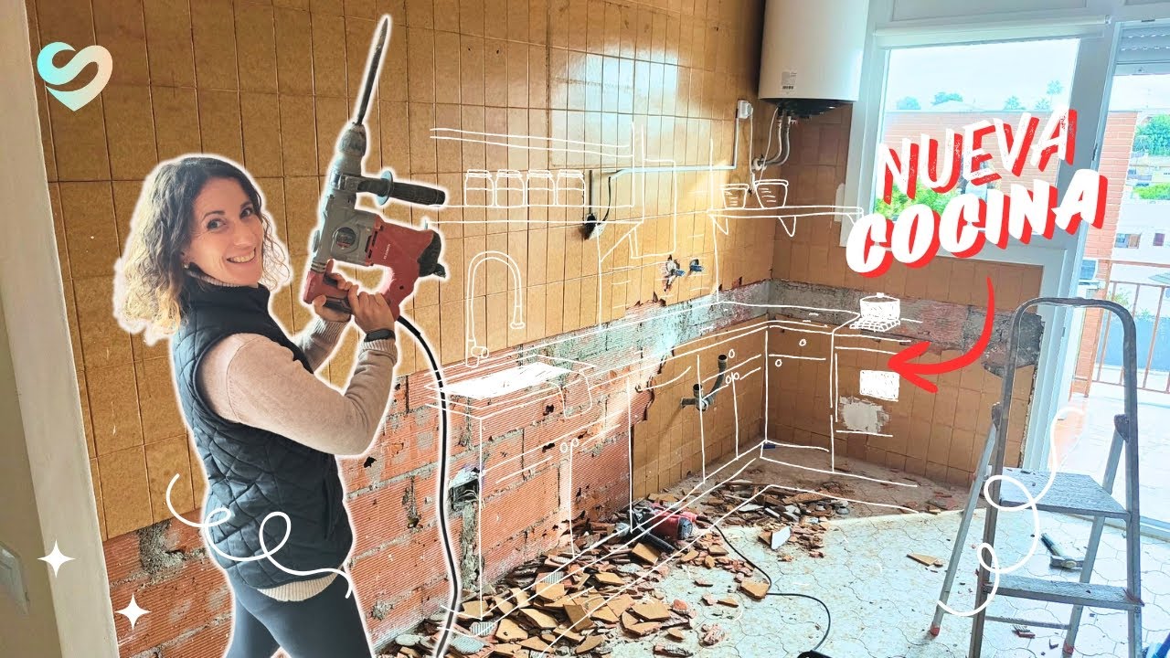 YouTube post by @SilviaAhora for Emma Colchon. Caption reads: WE'RE STARTING THE KITCHEN RENOVATION! 🏠 (and the....