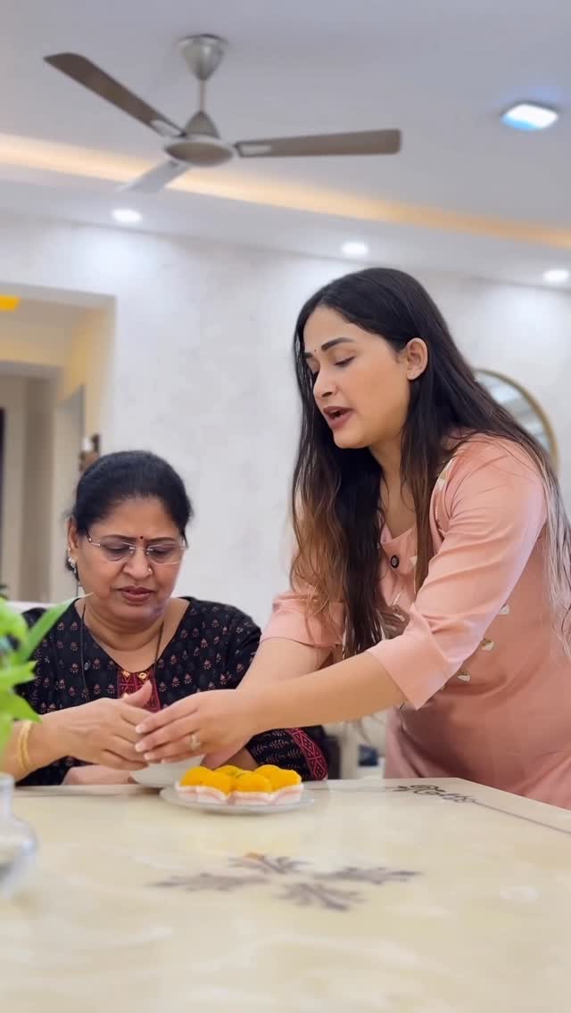 Instagram post by @sigma.sugi for Just Herbs. Caption reads: This festive season choose better✨
.
.
#justherbs....