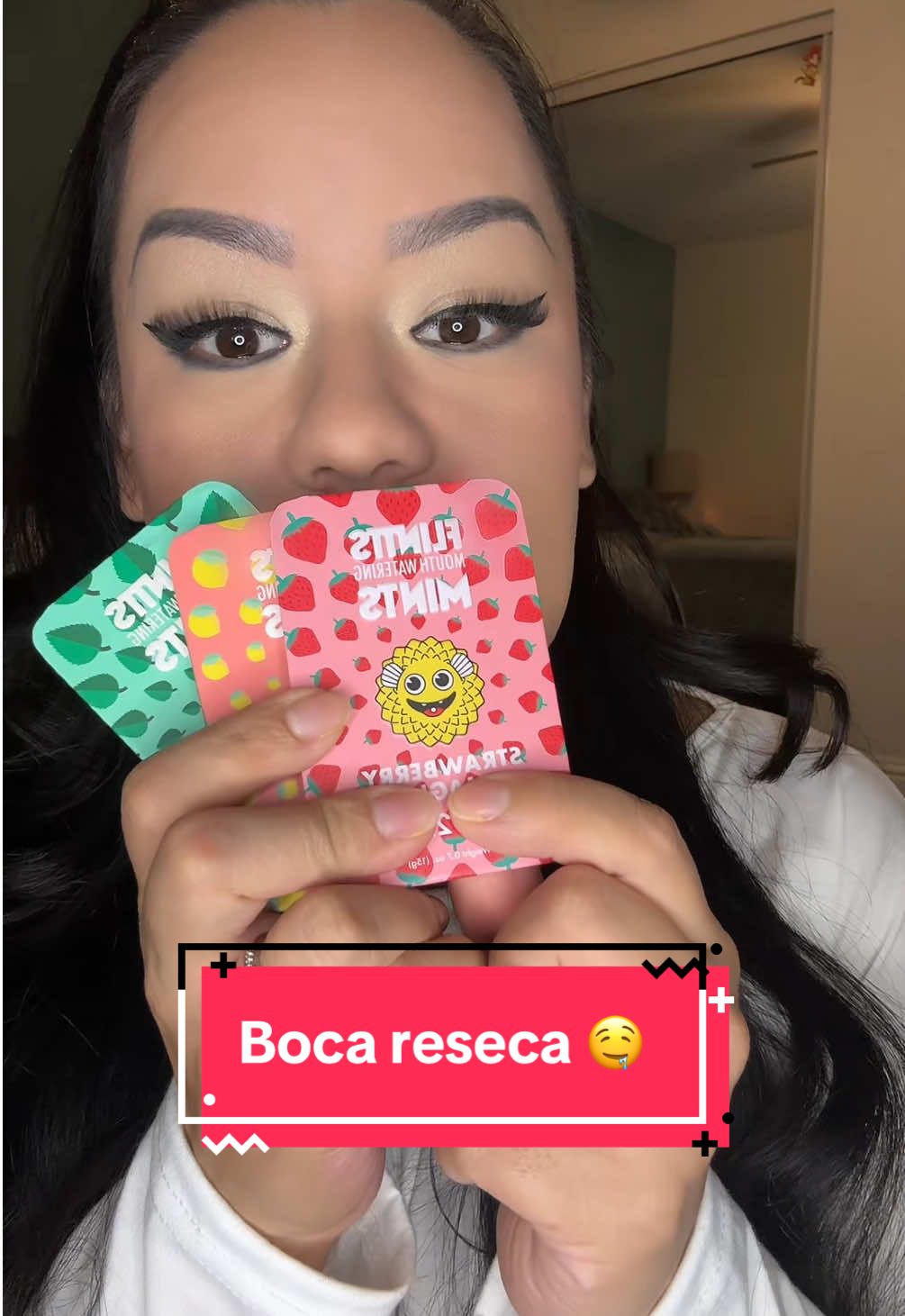 TikTok post by @lulucortes888 for Flintts Mints. Caption reads: [...] mucha saliva? Agarra estas mints de @Flintts....
