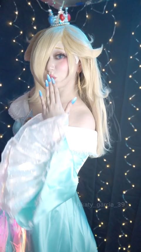 Instagram post by @katy_garcia_39 for Miccostumes. Caption reads: [...] #rosalina #rosalinacosplay #cosplay....