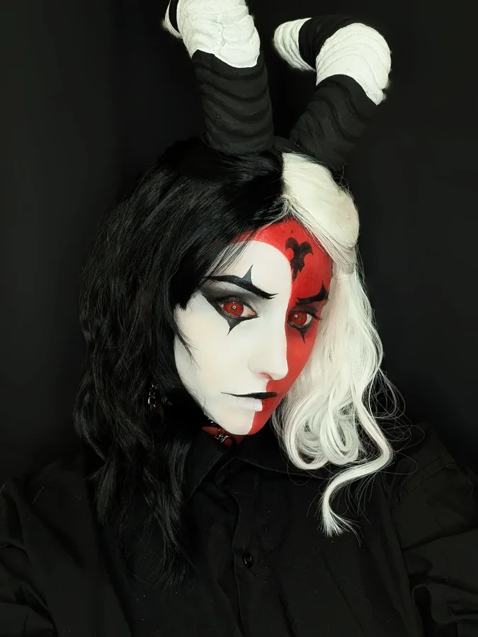 Instagram post by @avada___kedavra for Snazaroo. Caption reads: HEYHEYHEY ❤️🤍 I’ve been waiting to do this....