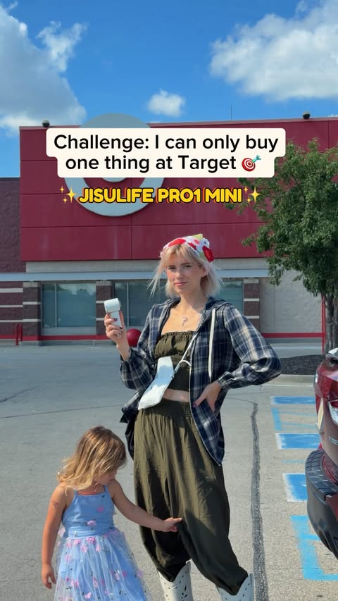 Instagram post by @jackiexbond for JisuLife. Caption reads: [...] gadget of the year! I finally got the....