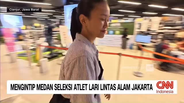 Instagram post by @syazawisastro for Amazfit. Caption reads: Offline maps = game changer di trail run!
Tanpa....