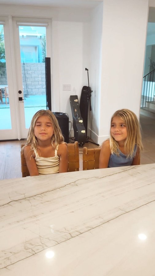 Instagram post by @madisonbontempo for BEEUP. Caption reads: Blindfold taste test 👀 Very Berry vs. Sour....