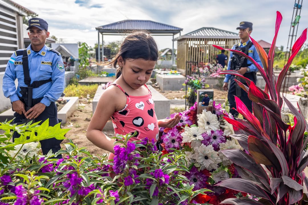 Instagram post by @brentstirton for National Geographic. Caption reads: In this image from our Pictures of the Year 2025,....