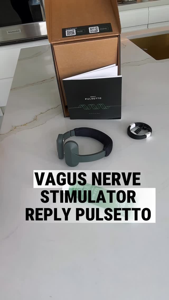 Instagram post by @nursehoneyasal for Pulsetto. Caption reads: [...] using the Vagus Nerve Stimulator by....